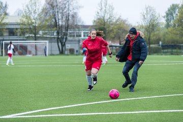 Bild 112 - wBJ SV Wahlstedt - TuS Tensfeld : Ergebnis: 0:0